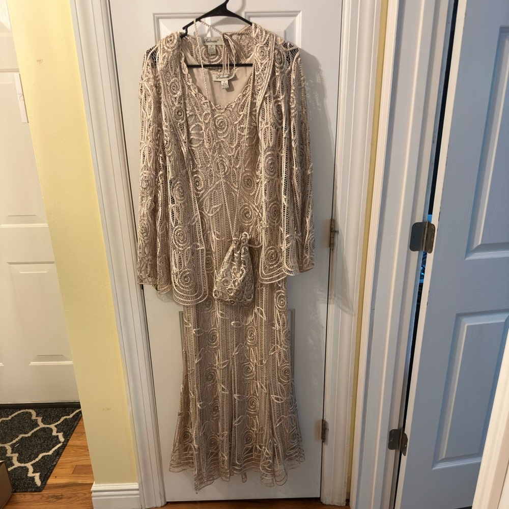 Soulmates hand embroidered three-piece dress 100% silk